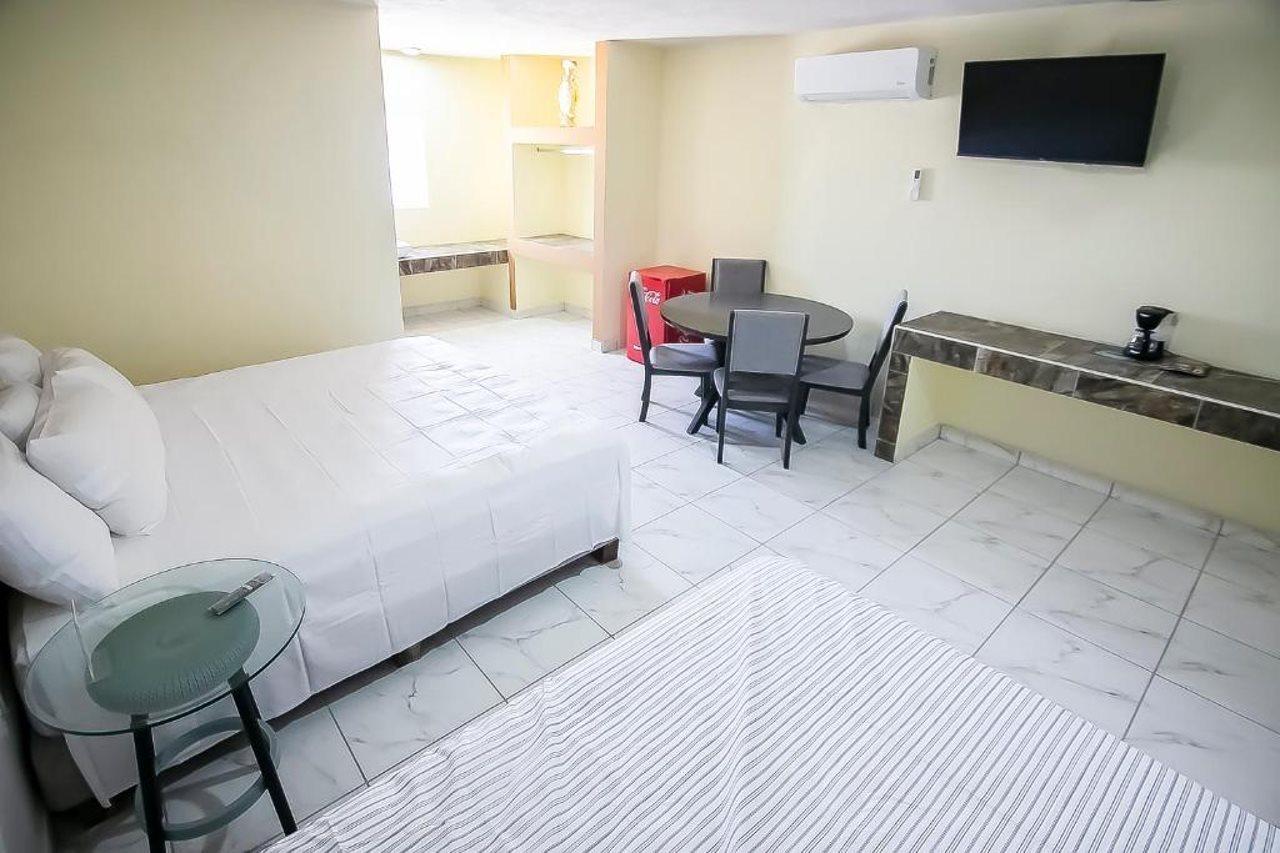 Oyo Hotel Plaza Las Torres, كابو سان لوكاس المظهر الخارجي الصورة